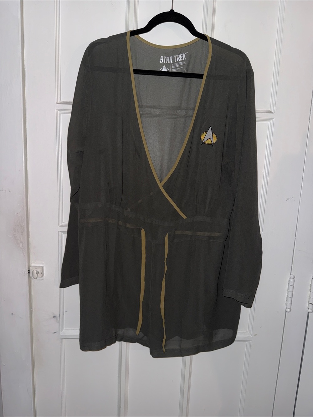 Thinkgeek Star Trek TNG Women’s Swimsuit Coverup XL